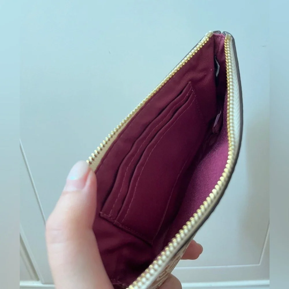 New! Coach Zip Wristlet With Coach Monogram